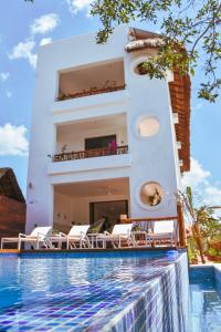 Bazén v ubytování Hotel Casa HX - Adults Only nebo v jeho okolí