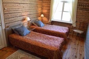 Postel nebo postele na pokoji v ubytování Karja Tented Campsite