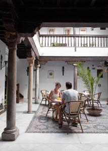 Restaurace v ubytování Casa del Capitel Nazarí