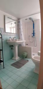 Kúpeľňa v ubytovaní Casa de Spuches + 18 fotografií