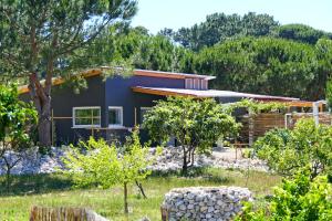 Kebun di luar Quinta do Meco - Beach & Nature