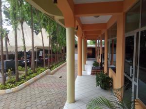 Gallery image of Snow View Hotel Boma in Boma la Ngombe