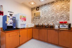 Dapur atau dapur kecil di QK Motel