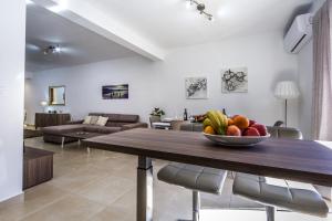Area soggiorno di Sunny Modern Apartments
