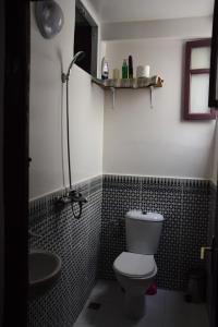 Bathroom sa Dar Amine