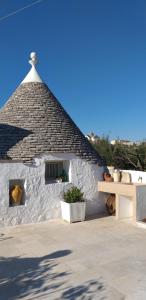 The building in which the holiday home is located