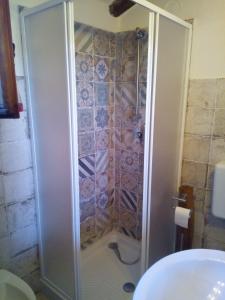 A bathroom at Appartamento Martina