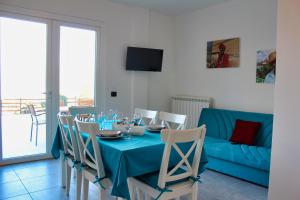 A television and/or entertainment centre at Residence Bellavista