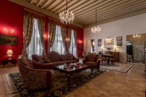 Posezení v ubytování Villa Nepos Hotel