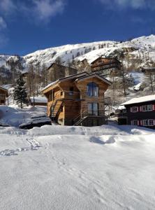 Le Chalet des Boisses - Sheyrotte v zime