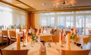 Restaurace v ubytování Hotel Heilquelle-Leukerbad-Therme
