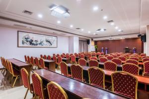 Konferenční prostory v ubytování Hainan Jingshan Hotel