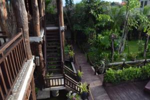 Vườn quanh Khmer Paradise Villa
