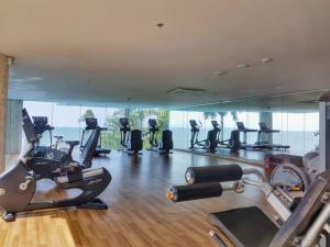 Fitness centrum a/nebo fitness zařízení v ubytování Pattaya Private Beach Luxury Home