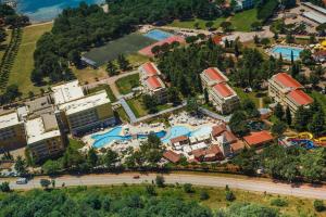 Bazén v ubytovaní Residence Garden Istra Plava Laguna alebo v jeho blízkosti