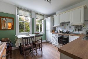 Elegant 2BR flat with garden, close to Battersea Park