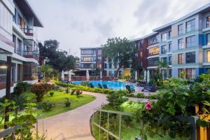 Piscina de la sau aproape de Accra Fine Suites - The Pearl In City