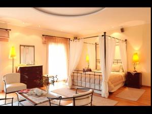 Posteľ alebo postele v izbe v ubytovaní Villa Privilege Classic & Exclusive