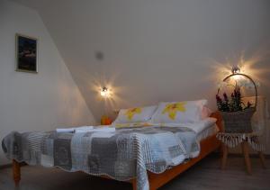 Кровать или кровати в номере Pokoje "u Walusia"