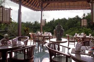 Restaurace v ubytování Tanah Merah Art Resort by AGATA