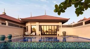 Bazén v ubytování Anantara The Palm Dubai Resort nebo v jeho okolí