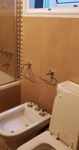 Koupelna v ubytování Confortable 2 ambientes en Recoleta Excelente Ubicacion