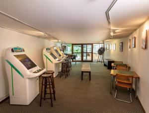 Foto da galeria de Hotel del Lago Golf & Art Resort em Punta del Este