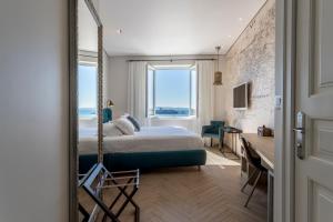 Postel nebo postele na pokoji v ubytování Seaview Luxury Retreat