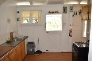 ジョージタウンにあるThree Bedroom Holiday Accommodationのギャラリーの写真 +4枚の写真