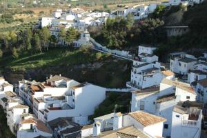 The surrounding neighborhood or a neighborhood close to the lodge