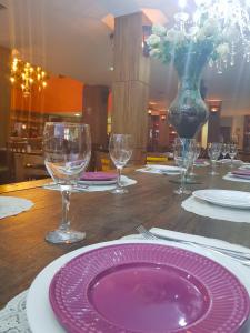 Restoran või mõni muu söögikoht majutusasutuses Grand Enio Hotel e Cantina