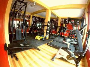 Fitness centrum a/nebo fitness zařízení v ubytování Jelly's Haven Resort
