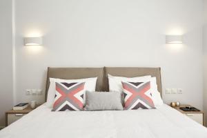 Ένα ή περισσότερα κρεβάτια σε δωμάτιο στο Luxurious Spacious Apt next to Hilton Hotel