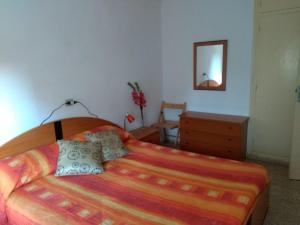 Motril primera línea de playa, 3 habitaciones, terraza sobre ...