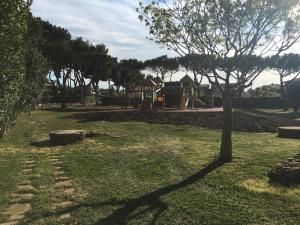 A garden outside VILLA VENERE near the sea- 25 minutes to S.Peter