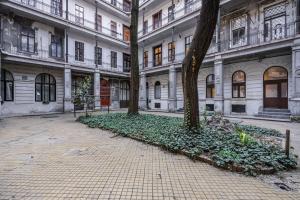 Budova, v ktorej sa apartmán nachádza