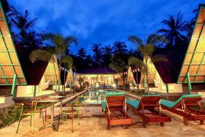 Bazén v ubytování Makarma Resort Lombok nebo v jeho okolí
