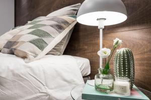 Posteľ alebo postele v izbe v ubytovaní BpR Luxurious & Stylish Duplex Home