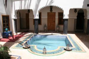 Bazén v ubytování Riad Zanzibar nebo v jeho okolí