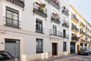 Gallery image of ELEVEN Real de la Carretería, by Homing U in Seville