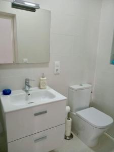 Fotografie z fotogalerie ubytování ACOGEDOR APARTAMENTO PARA 4PAX - AC v destinaci Níjar