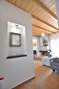 Televízia a/alebo spoločenská miestnosť v ubytovaní Villa Ela Ferienappartements