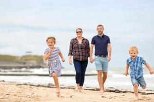 Gäste, die in der Unterkunft Camping Pods, Birchington Vale Holiday Park übernachten