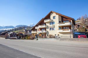 Foto de la galería de Hotel Restaurant Schönau en Wildhaus