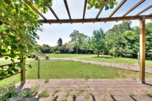 Vonkajšia záhrada v ubytovaní Apartment Branka - Monterol