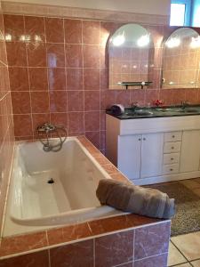 Koupelna v ubytování la maison perchée