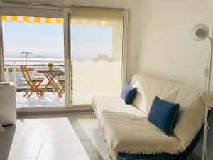 Posedenie v ubytovaní ROC MAR 3 3D - Apartamento cerca del centro y de la playa - terraza con vistas al mar y al puerto