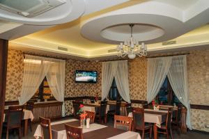 En restaurang eller annat matställe på Hotel Odessa