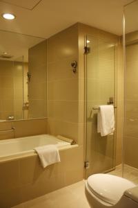 Ένα μπάνιο στο Grand Noble Hotel Xi’an