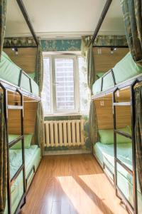 Кровать или кровати в номере City guesthouse & tours